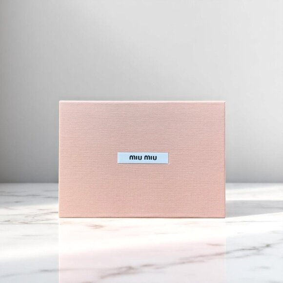 NIB Miu Miu Madras Slim Love Peace Metallic Wallet Leather Silver - Picture 5 of 7